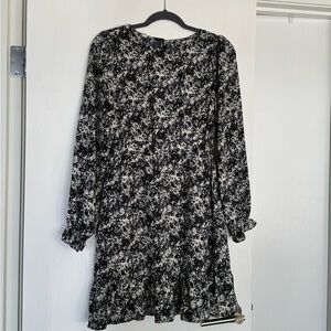 Black and Creme Cinched Waist Dress